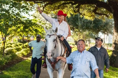 Opening of Virgin Motel with Sir Richard Branson